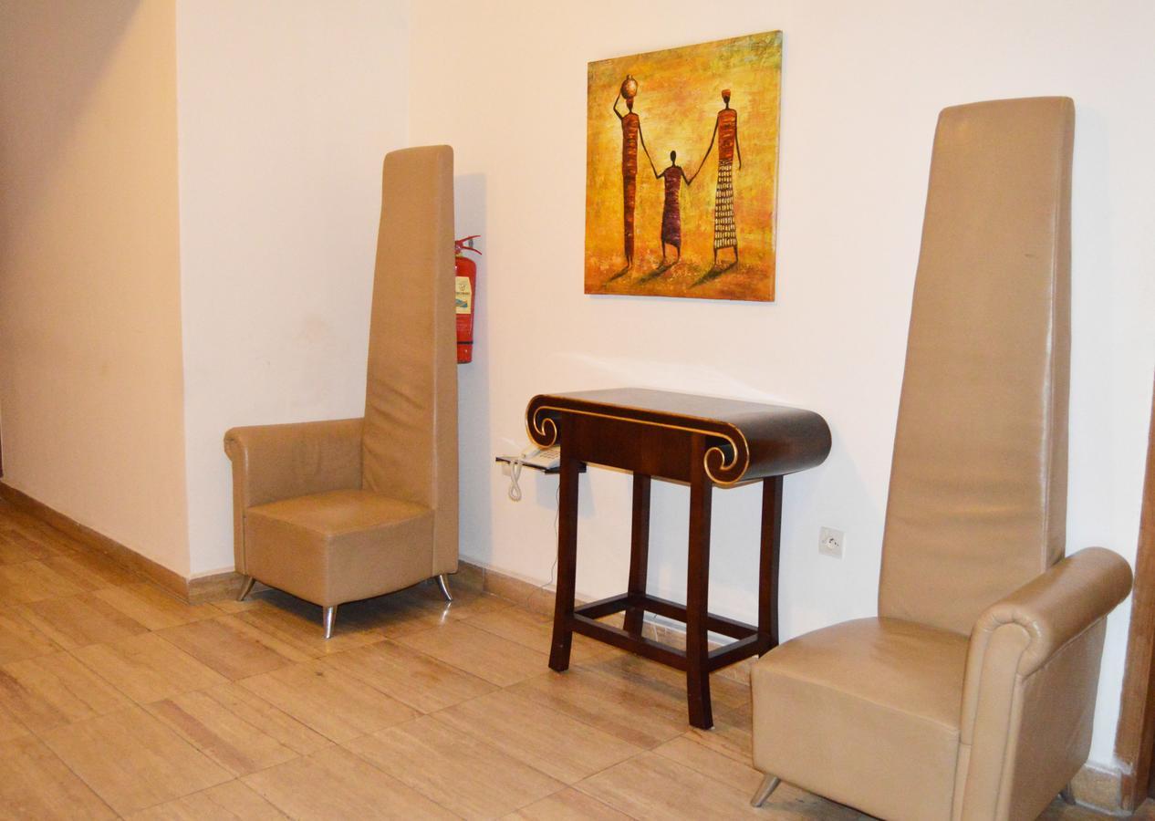 Leon Hotel Kinszasa Zewnętrze zdjęcie