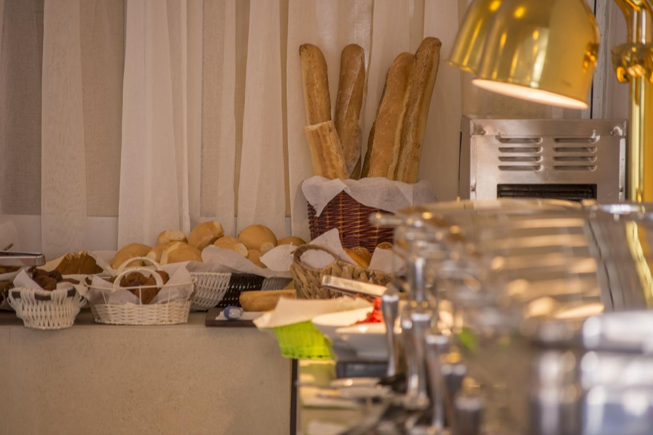 Leon Hotel Kinszasa Zewnętrze zdjęcie
