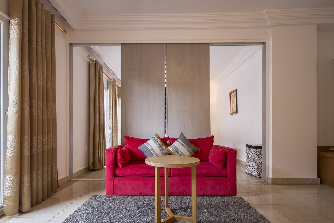 Leon Hotel Kinszasa Zewnętrze zdjęcie